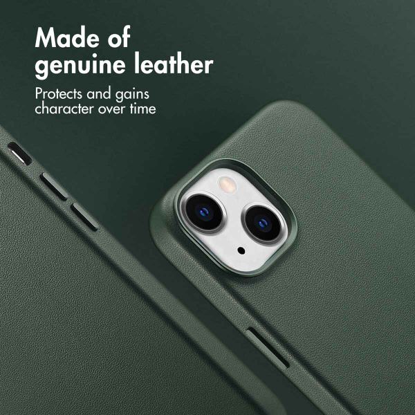 Accezz Leather Back Cover with MagSafe Apple iPhone 14 - Cedar Green