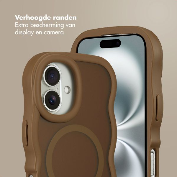 Selencia Wavy Backcover met MagSafe Apple iPhone 16 - Mocha Brown