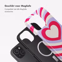 Selencia Vivid Backcover met MagSafe Apple iPhone 15 - Double Hearts Rubine Red Lilac