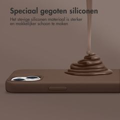 Accezz Liquid Silicone Backcover met MagSafe Samsung Galaxy S26 Ultra - New Tea Brown