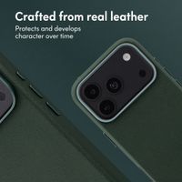 Accezz Leather Case with MagSafe Apple iPhone 18 Pro / 17 Pro - Cedar Green