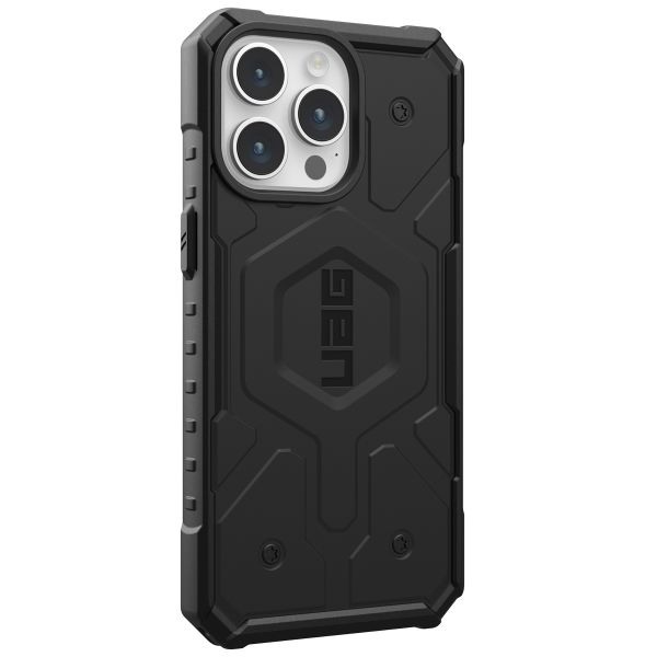 UAG Pathfinder Backcover MagSafe Apple iPhone 15 Pro Max - Zwart