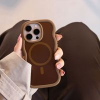 Selencia Wavy Backcover met MagSafe Apple iPhone 15 Pro - Mocha Brown