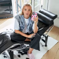 Selencia Vivid Backcover met MagSafe Apple iPhone 13 - Stars Rubine Red Light Pink