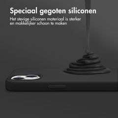 Accezz Liquid Silicone Backcover met MagSafe Samsung Galaxy S26 Ultra - Zwart