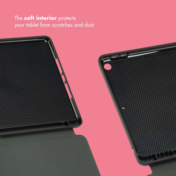 Selencia Vivid Tablet Case Apple iPad 9 (2021) 10.2 inch / iPad 8 (2020) 10.2 inch / iPad 7 (2019) 10.2 inch - Wild Spots Lipstick