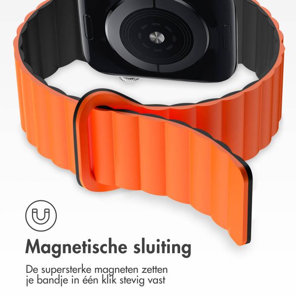 imoshion Magnetisch Siliconen bandje Apple Watch Series 1 t/m 11 / SE / Ultra (44/45/46/49 mm) - Oranje & Zwart