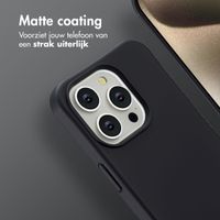 imoshion Color Backcover met afneembaar koord MagSafe Apple iPhone 15 Pro - Zwart