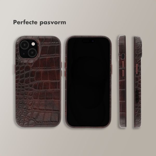 Selencia Croco Backcover met MagSafe Apple iPhone 15 - Choco Brown