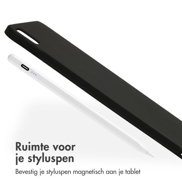 Accezz Liquid Silicone Backcover met penhouder Apple iPad Pro 11 (2024) M4 - Zwart