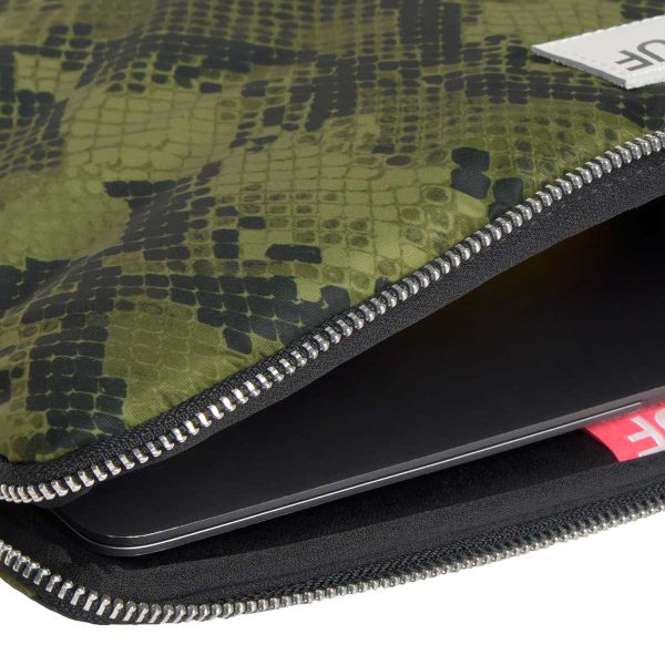 Wouf Studio Laptop Hoes 13-14 inch - Laptopsleeve - Cobra