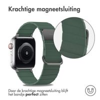 imoshion Magnetisch lederen bandje Apple Watch Series 1 t/m 9 / SE (38/40/41 mm) | Series 10 / 11 (42 mm) - Groen