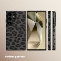 Selencia Sabi Backcover Panterprint met MagSafe Samsung Galaxy S24 Ultra - Midnight Black