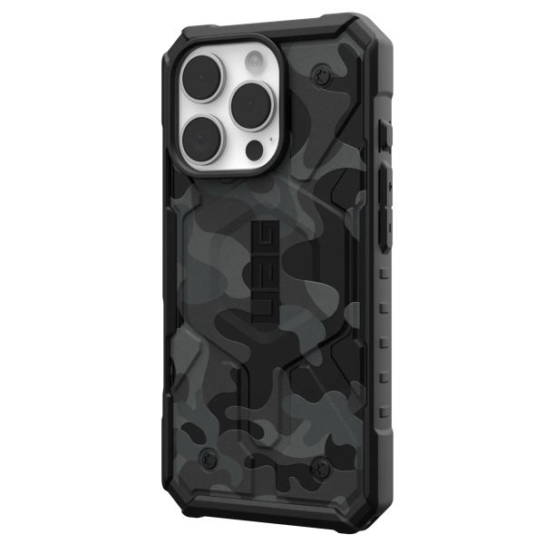 UAG Pathfinder Backcover Apple iPhone 16 Pro - Midnight Camo