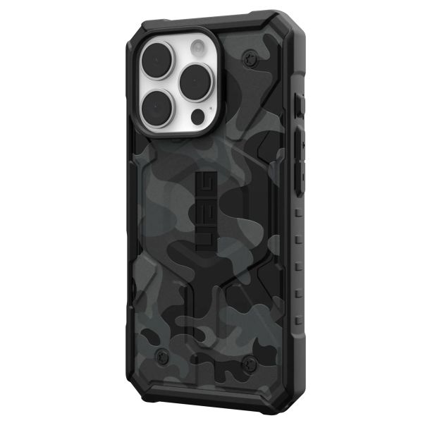 UAG Pathfinder Backcover iPhone 16 Pro - Midnight Camo