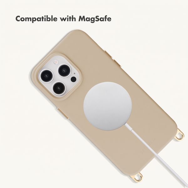 Selencia Rivièra MagSafe Back Cover with detachable hooks Apple iPhone 13 Pro - Milky Latte