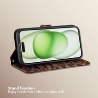 Selencia Sabi Bookcase with Leopard Print Apple iPhone 15 - Mocha Brown