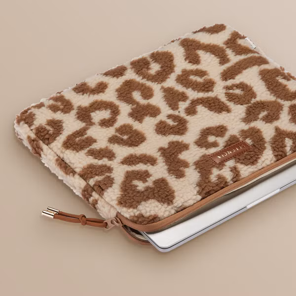 Selencia Teddy Laptop hoes 13-14 inch - Laptopsleeve - Vanilla Leopard