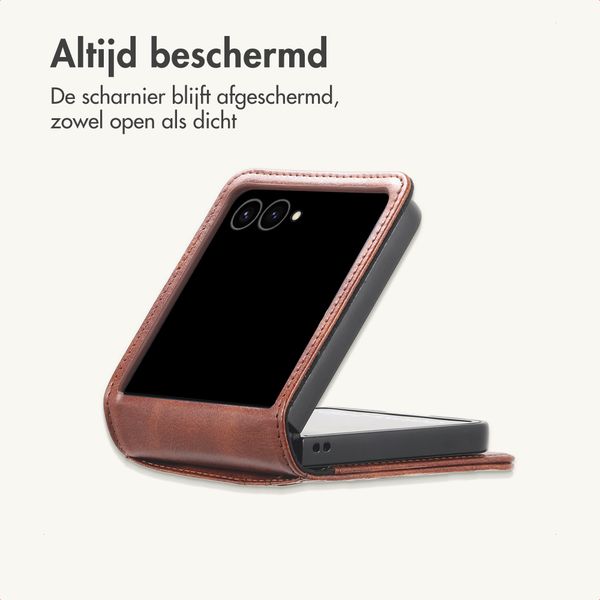 imoshion Luxe Bookcase Samsung Galaxy Z Flip 8 - Donkerbruin