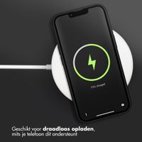 Accezz Liquid Silicone Backcover Apple iPhone 13 Pro - Zwart