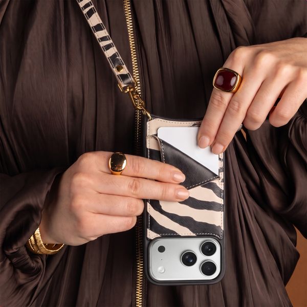 Selencia Nova Telefoonhoes met Koord en Pashouder Apple iPhone 14 Pro - Zazzy Zebra
