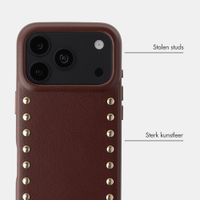 Selencia Studs Backcover met MagSafe Apple iPhone 18 Pro Max / 17 Pro Max - Cacao Crush