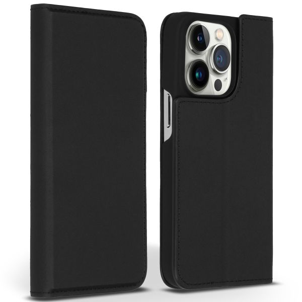 Accezz Premium Leather Slim Bookcase iPhone 14 Pro - Zwart