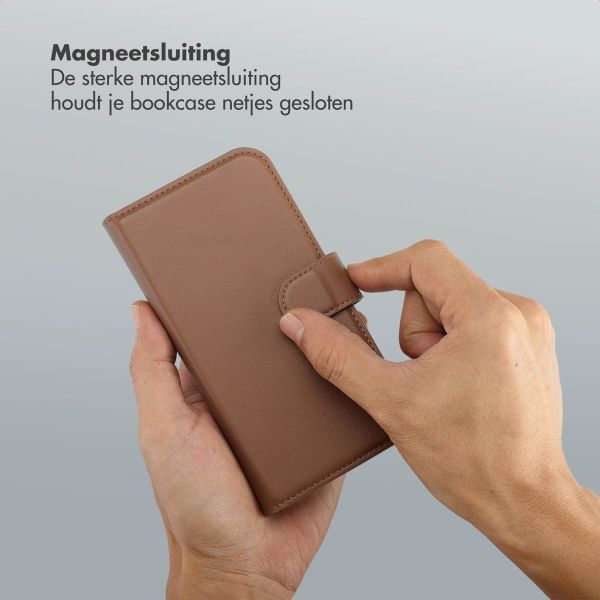 Selencia Olyn Uitneembare Bookcase met MagSafe Apple iPhone 16 - Bruin