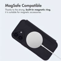 imoshion Transparent Bookcase with MagSafe Apple iPhone 17 - Black