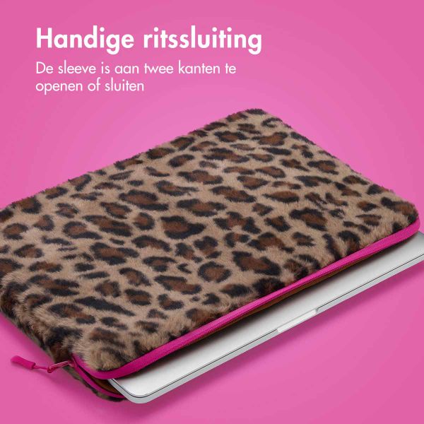 imoshion Fluffy Laptop hoes 15-16 inch - Laptopsleeve - Leopard Pink