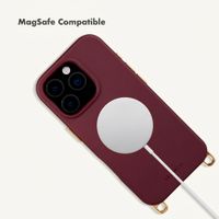 Selencia Rivièra MagSafe Back Cover with detachable hooks Apple iPhone 16 Pro - Bold Burgundy
