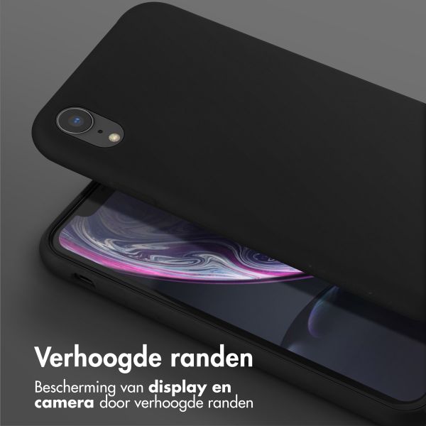 Selencia Siliconen hoesje met afneembaar koord iPhone Xr - Zwart