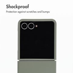 Accezz Liquid Silicone Case Samsung Galaxy Z Flip 8 - Cooper Green