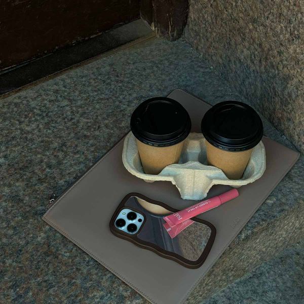 Holdit Wavy Case Apple iPhone 14 Pro - Chocolate Mirror