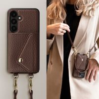 Selencia Sera Telefoonhoes met Koord en Envelop Pashouder Samsung Galaxy S25 / S24 - Chocolate Brown