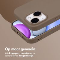 imoshion Color Backcover Apple iPhone 15 - Bruin