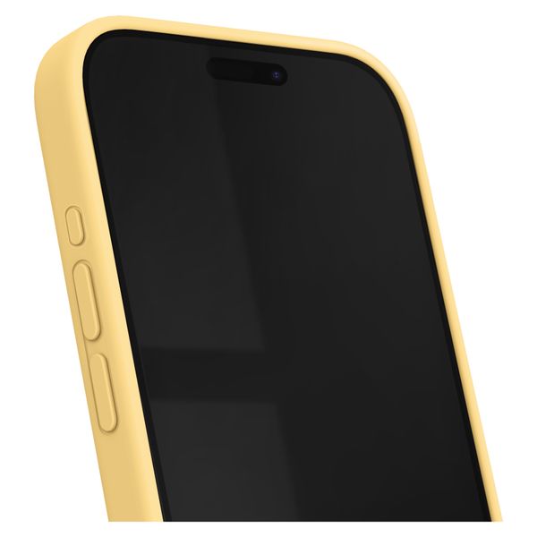 iDeal of Sweden Silicone Case met MagSafe Apple iPhone 15 Pro Max - Soft Lemon