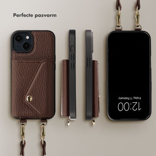 Selencia Sera Telefoonhoes met Koord en Envelop Pashouder Apple iPhone 14 / 13 - Chocolate Brown