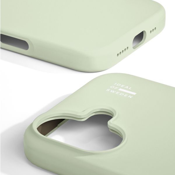 iDeal of Sweden Silicone Case met MagSafe Apple iPhone 17 - Sage Green