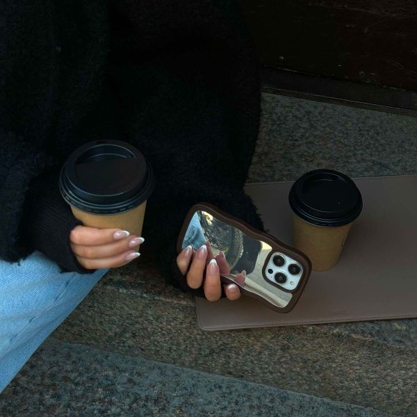 Holdit Wavy Case Apple iPhone 15 Pro - Chocolate Mirror