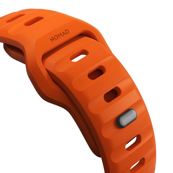 Nomad Sport band FKM Apple Watch Series 1 t/m 9 / SE (38/40/41 mm) | Series 10 / 11 (42 mm) - Ultra Orange