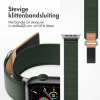 imoshion Nylon Trail bandje Apple Watch Series 1 t/m 9 / SE (38/40/41 mm) | Series 10 / 11 (42 mm) - Legergroen