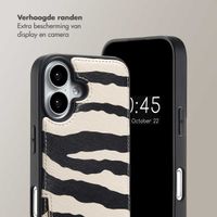 Selencia Nova Telefoonhoes met Koord en Pashouder Apple iPhone 16 - Zazzy Zebra