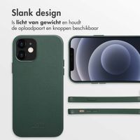 Accezz MagSafe Leather Backcover Apple iPhone 12 (Pro) - Cedar Green