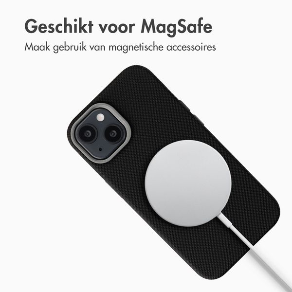 Accezz Mesh Backcover met MagSafe Apple iPhone 15 - Zwart