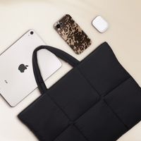 Selencia Vaya Puffy Laptoptas 16 inch - Midnight Black