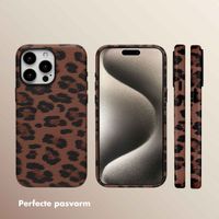 Selencia Sabi Backcover Panterprint met MagSafe Apple iPhone 15 Pro Max - Mocha Brown