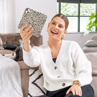 imoshion Design Bookcase Apple iPhone 14 - Black And White Dots