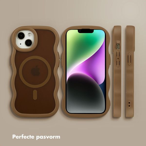 Selencia Wavy Backcover met MagSafe Apple iPhone 14 / 13 - Mocha Brown