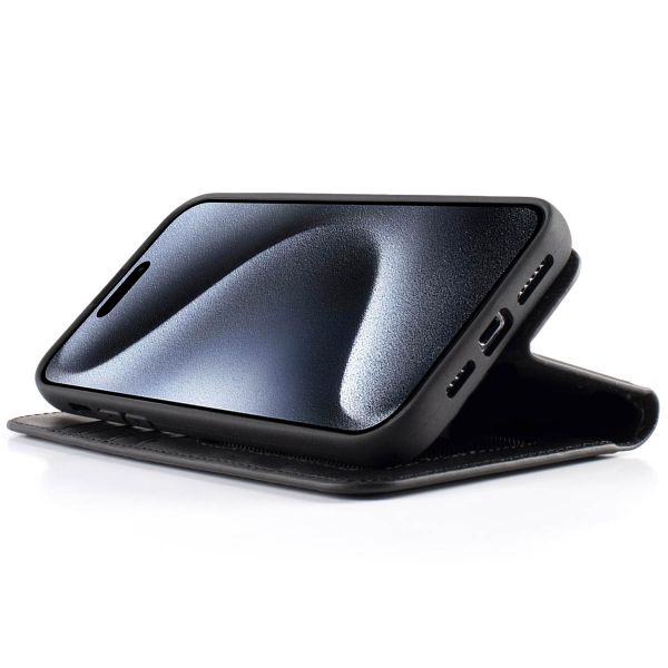 Wachikopa Magic Bookcase 2-in-1 iPhone 15 Pro - Black